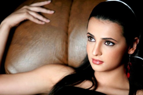 [Image: Beautiful-Indian-Sanaya-Irani.jpg]