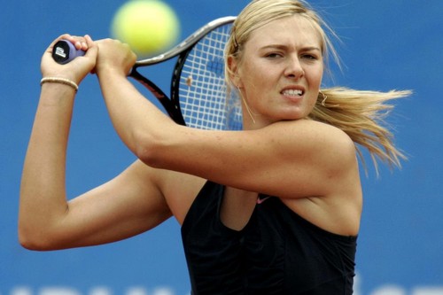 Hot Sharapova Playing Tennis