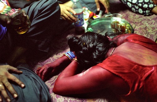 http://www.wonderslist.com/wp-content/uploads/2014/04/Indian-prostitute.jpg