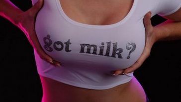 10 Bizarre Ad Campaigns