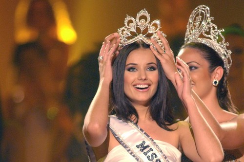 10 Beauty Pageant Controversies