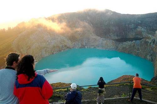 Kelimutu Crater Lakes