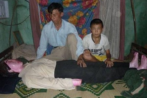 People Who Lived With The Dead Le Van People Who Lived With The Dead