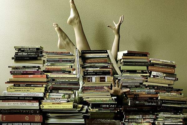 Bibliomania Causes, Symptoms And Treatment.