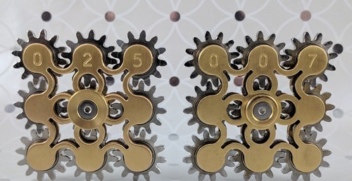 9 Gear Fidget Spinner