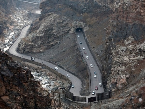 Jalalabad–Kabul Road, Afghanistan