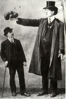 Top 10 Tallest Men