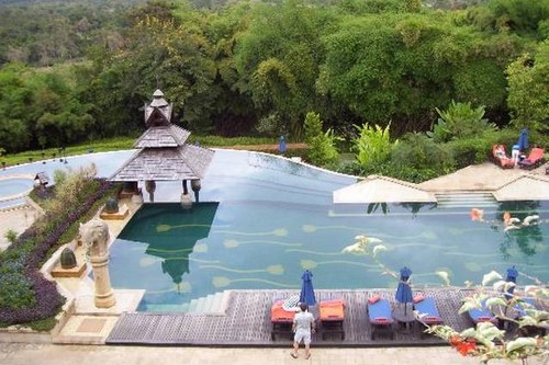 10 Stunning Infinity Pools