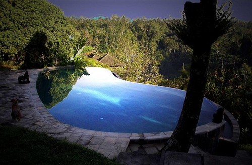 10 Stunning Infinity Pools