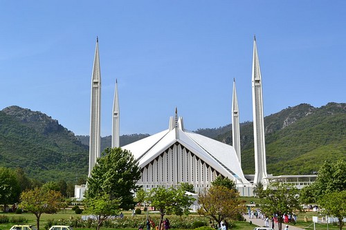 Famous Mosques in Pakistan