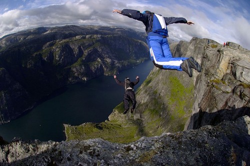 Deadly Sports Base Jumping