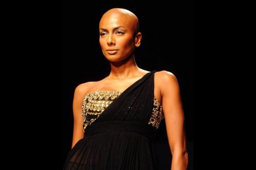 Diandra Soares Bald Look