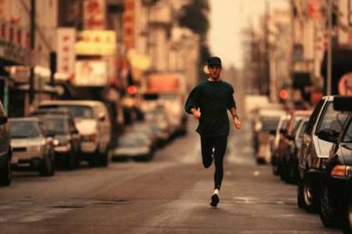 Wife divorces Chinese running man