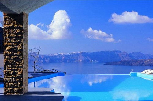 Astarte Suites Hotel