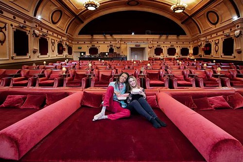 10 Coolest Comfiest And Strangest Movie Experiences