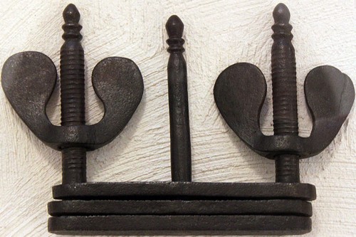 Thumbscrew anagoria