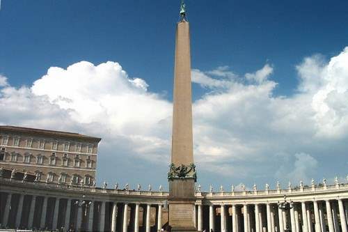 10 Most Amazing Obelisks in the World