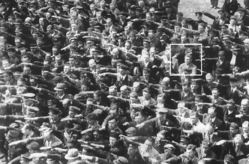 12 Historic Photos You Absolutely Need To See 8 historic photos