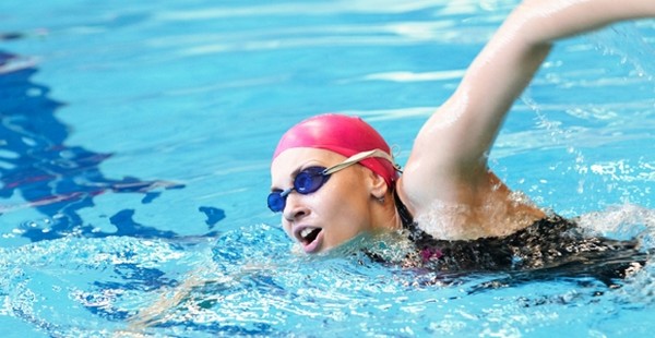 Swimming to lose body fats Swimming to lose body fats