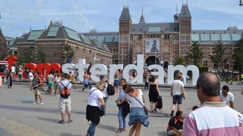 Park in front of the Rijksmuseum