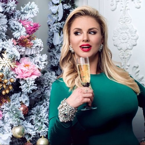 Top 10 Most Beautiful Russian Women Wonderslist