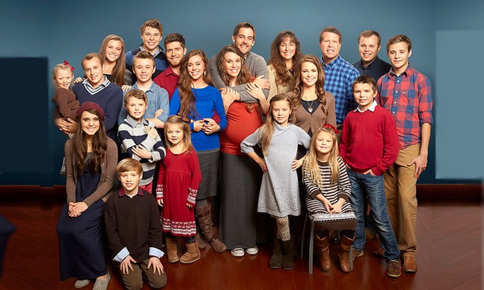 The Duggar family (1 Couple 19 Children)