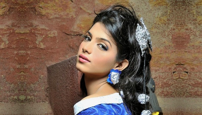 Sonya Hussain Beautiful Pakistani Woman