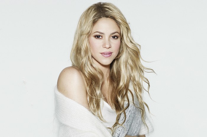 Stunning Colombian singer Shakira