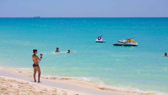 Aruba's Eagle Beach