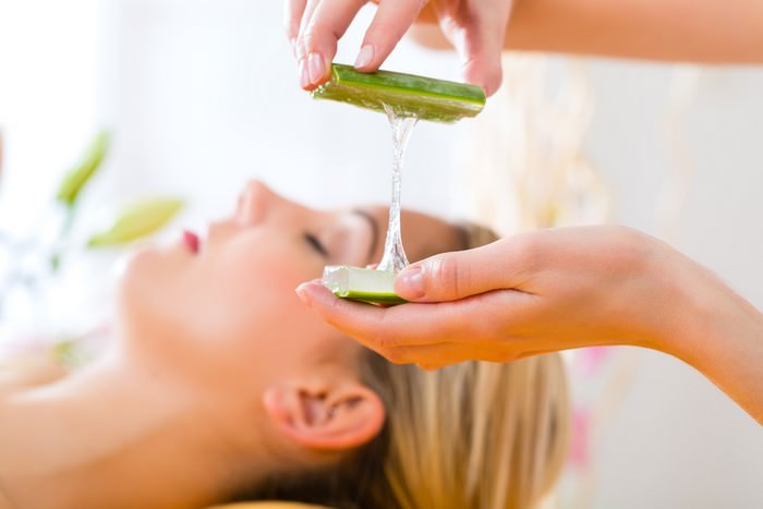 Get Rid of Acne by Aloe Vera Gel