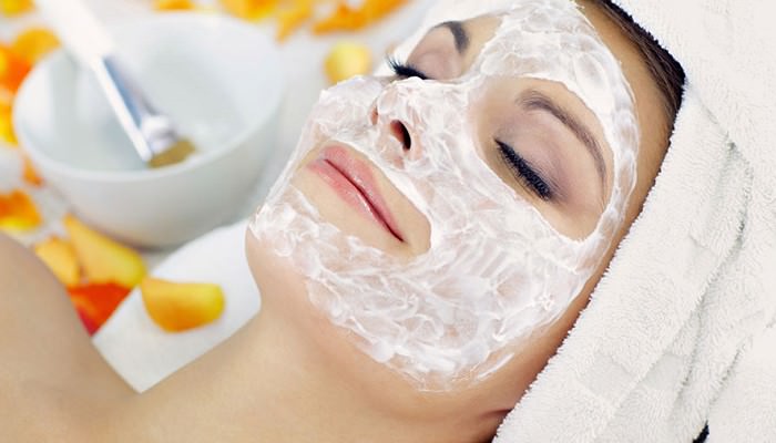 Get Rid of Acne by Egg White Mask