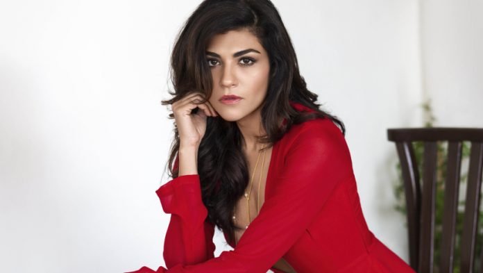 Archana Vijaya Glamorous News Anchors in India