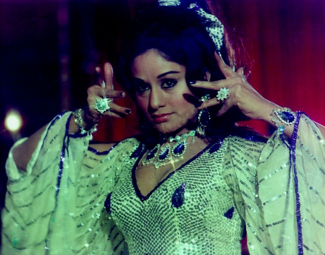 Aruna Irani Item Girls of Bollywood