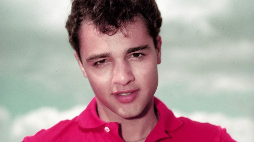 sal-mineo Famous Stars Who Died Too Young
