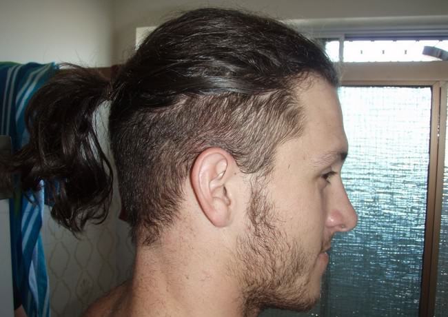 PONYTAILS – Iran