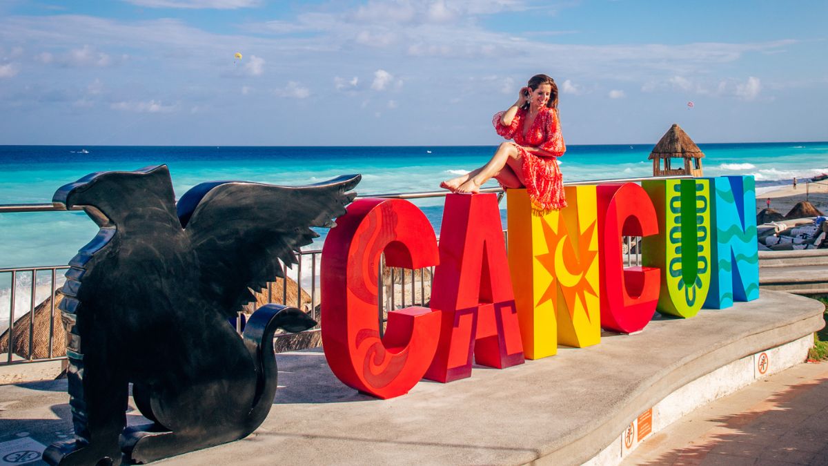 places to visit in Cancun at night