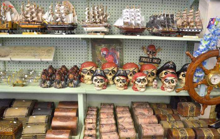 Augustine’s Antiques Shop
