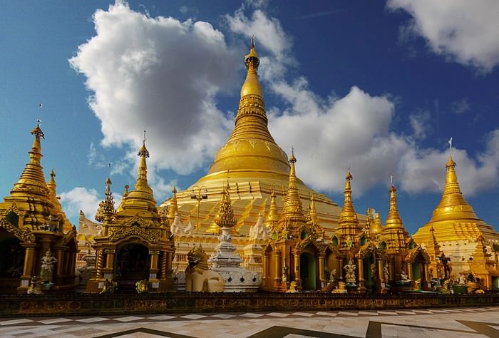 Shwedagon Pagoda Tourist Attractions in Myanmar