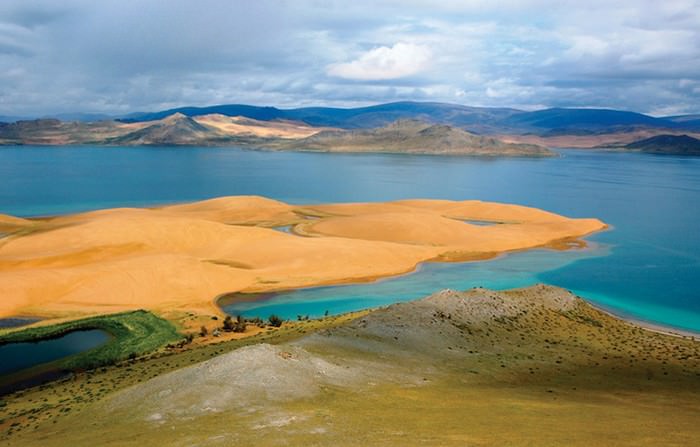 Khar Nuur of Zavkhan Province