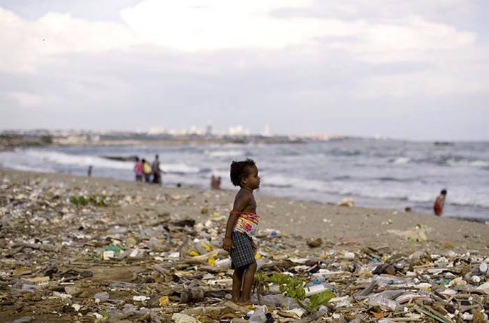 top 10 dirtiest beaches in the world