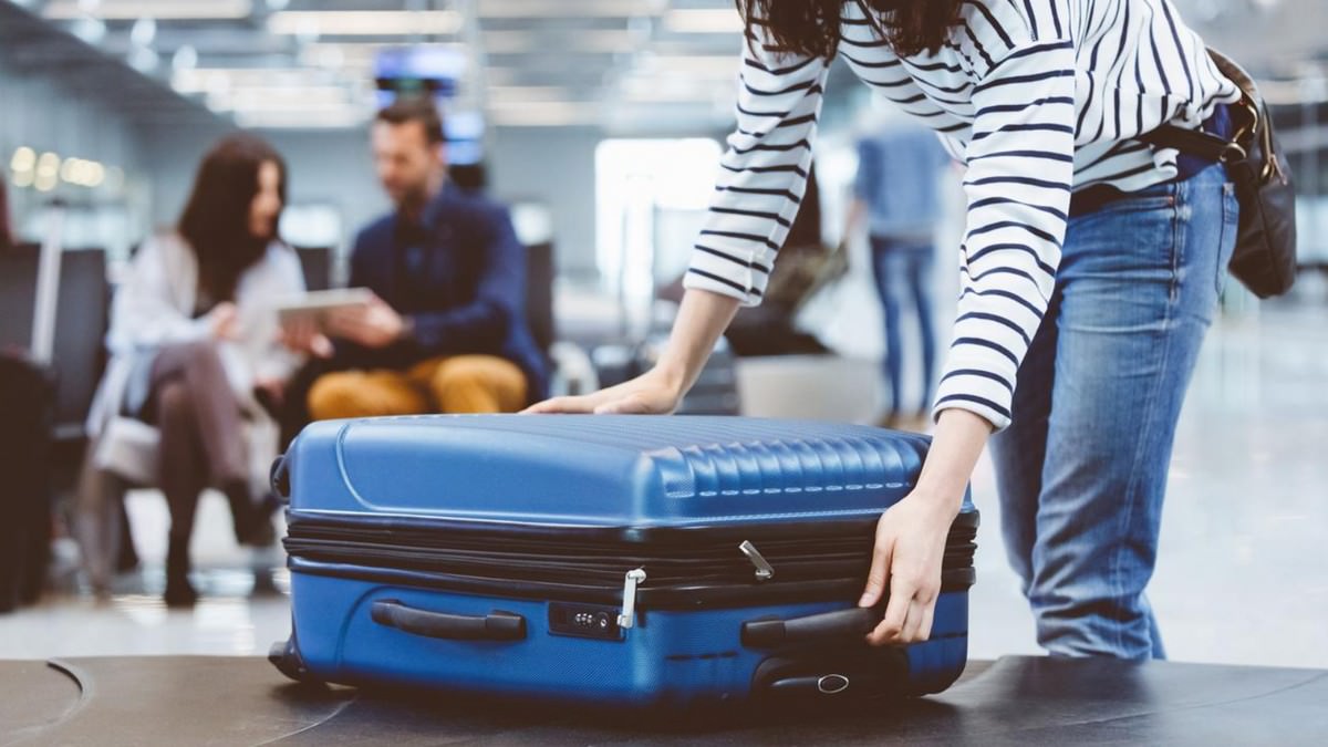 Keep Your Luggage Safe While Visiting Toronto With These Tips 1 Keep Your Luggage Safe While Visiting Toronto